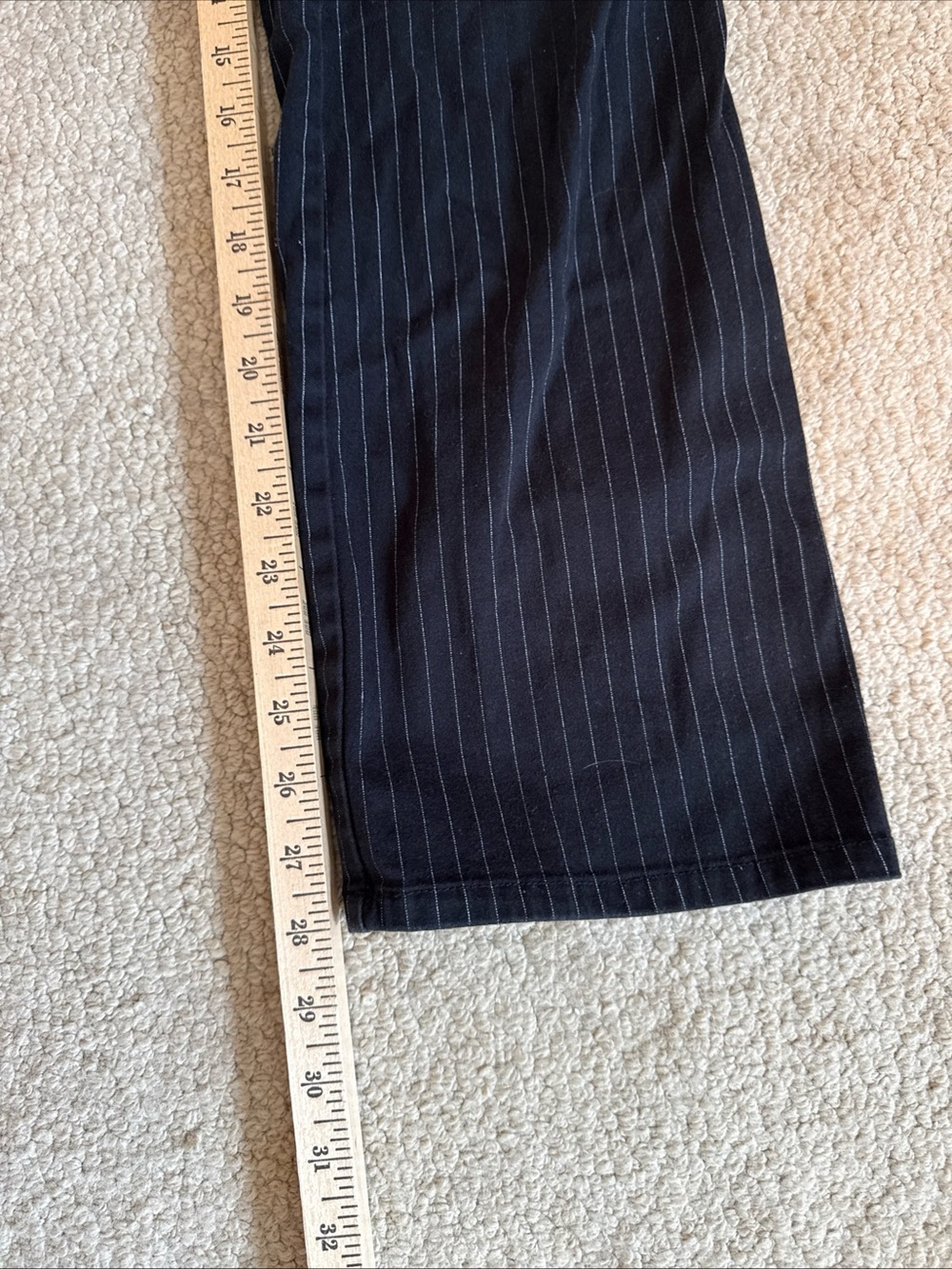 Dickies Black/Gray Pinstriped Dress Pants Women's Size 9 - Picture 3 of 9
